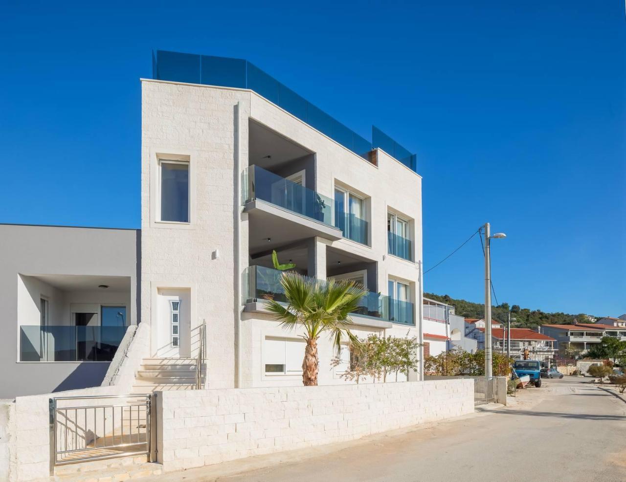 Beachfront Luxury Villa Vinišće Extérieur photo